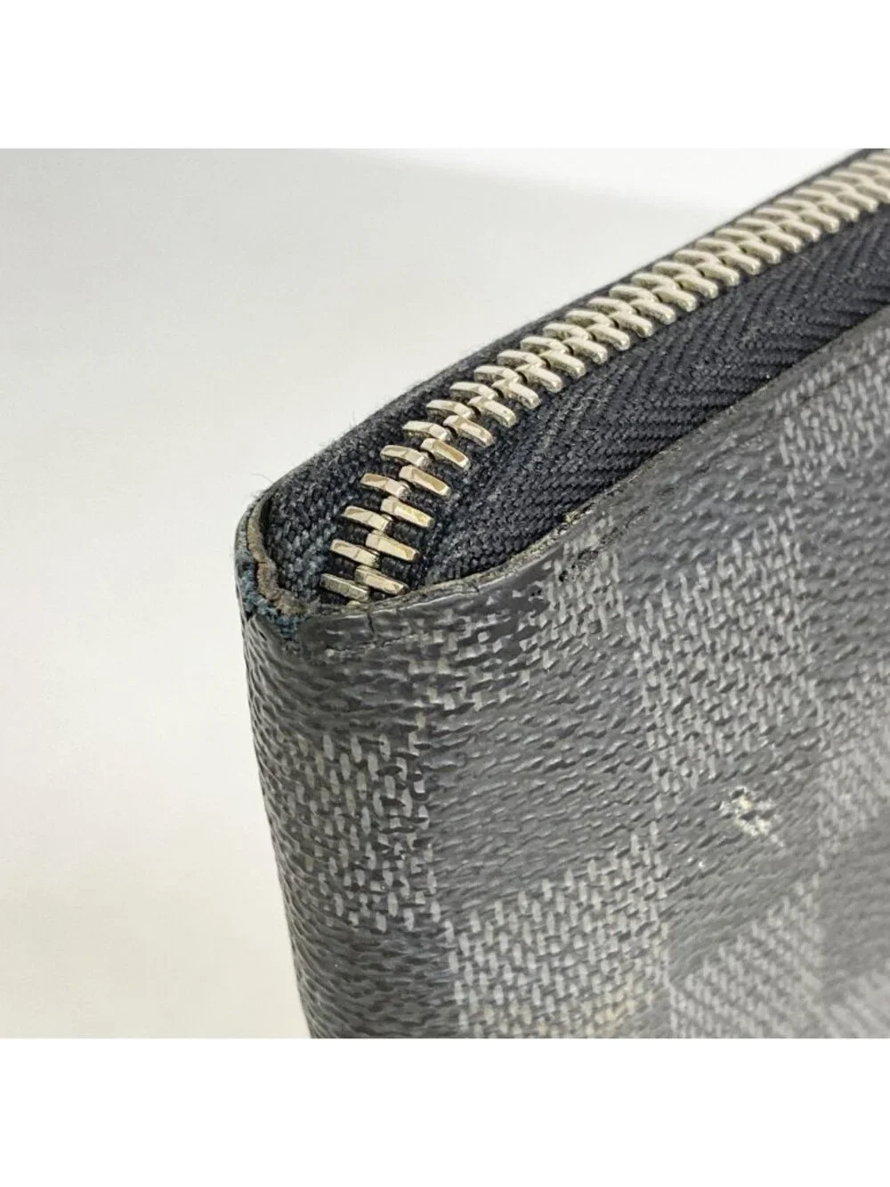 Louis Vuitton Wallet Damier Graphite Zippy Vertical Black Gray Vintage